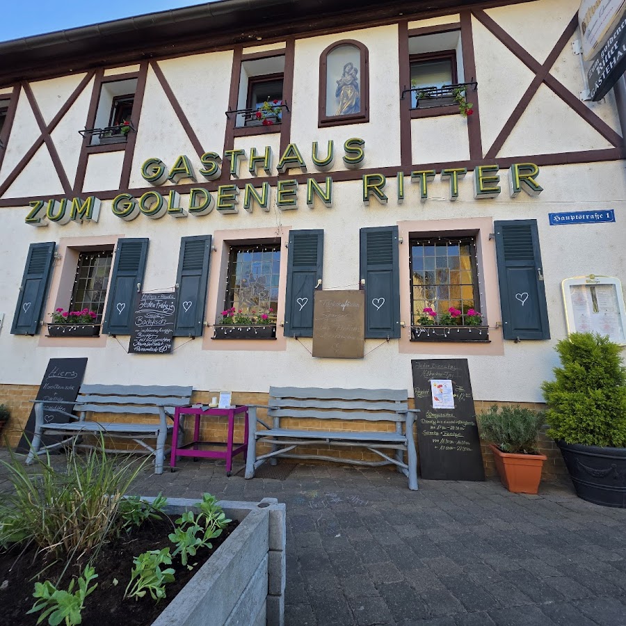 Restaurant "Zum Goldenen Ritter", Deutsch-Marokkanische Küche