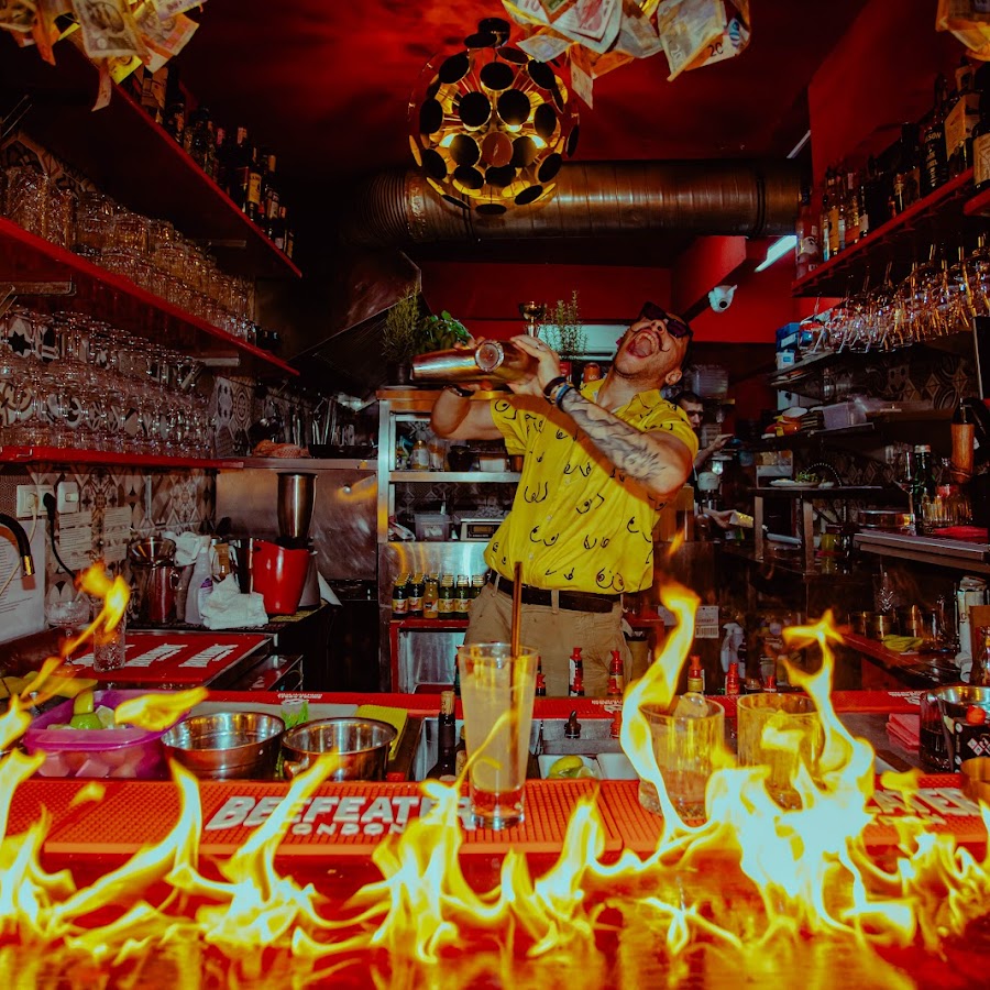 LOLA Bar & Street food