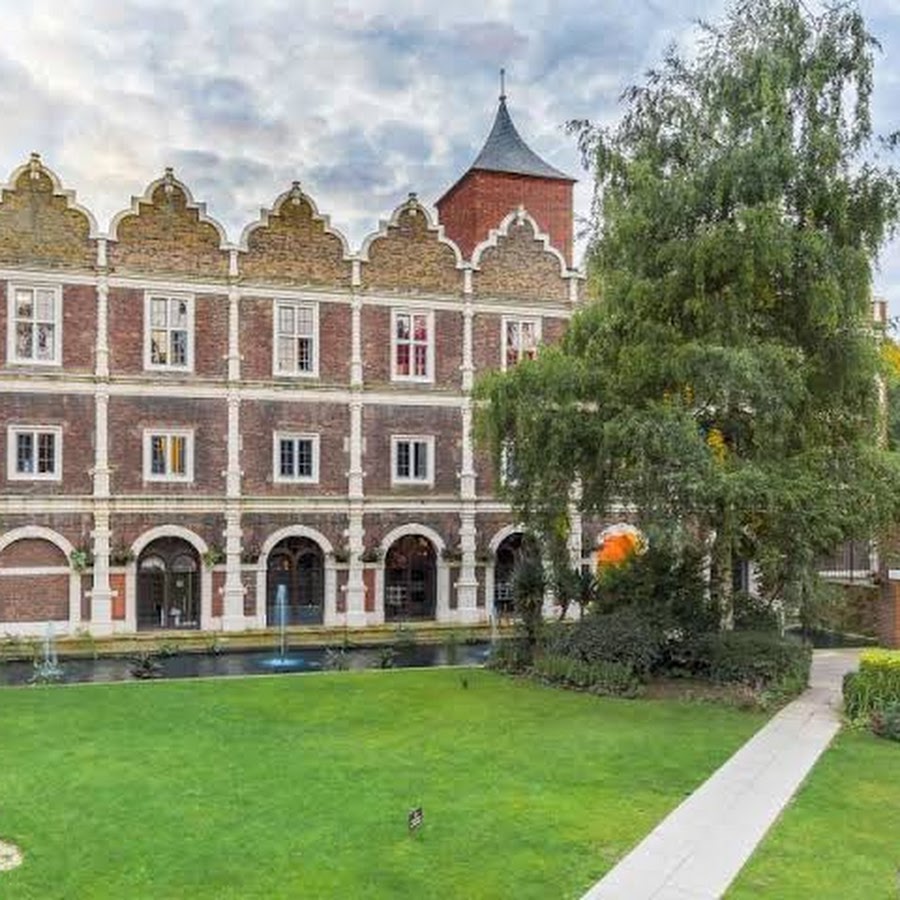 Safestay London Kensington Holland Park