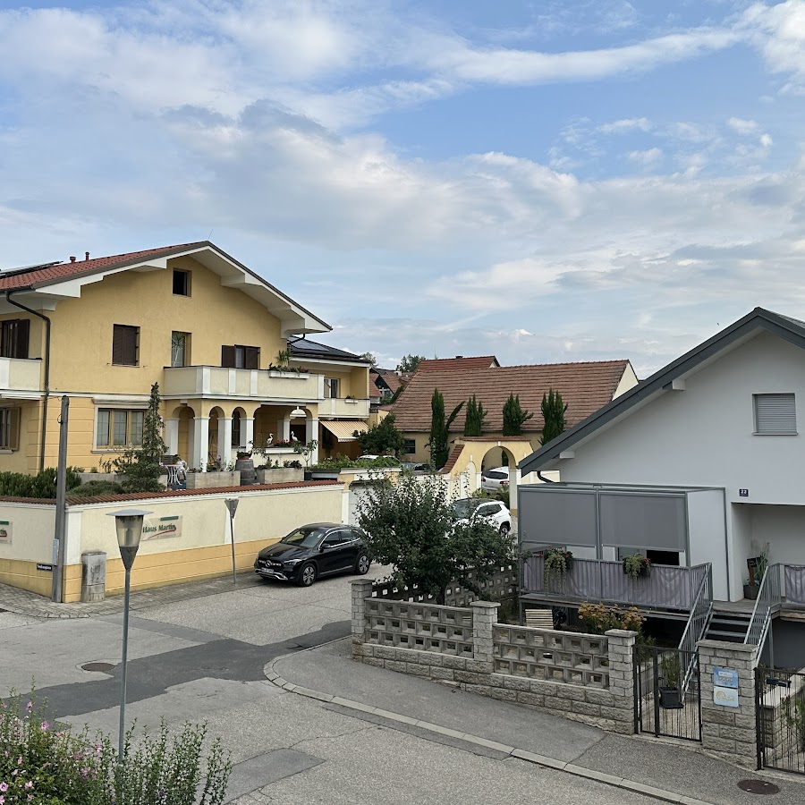 Schneeberger Mörbisch - Haus Martin & Weingut