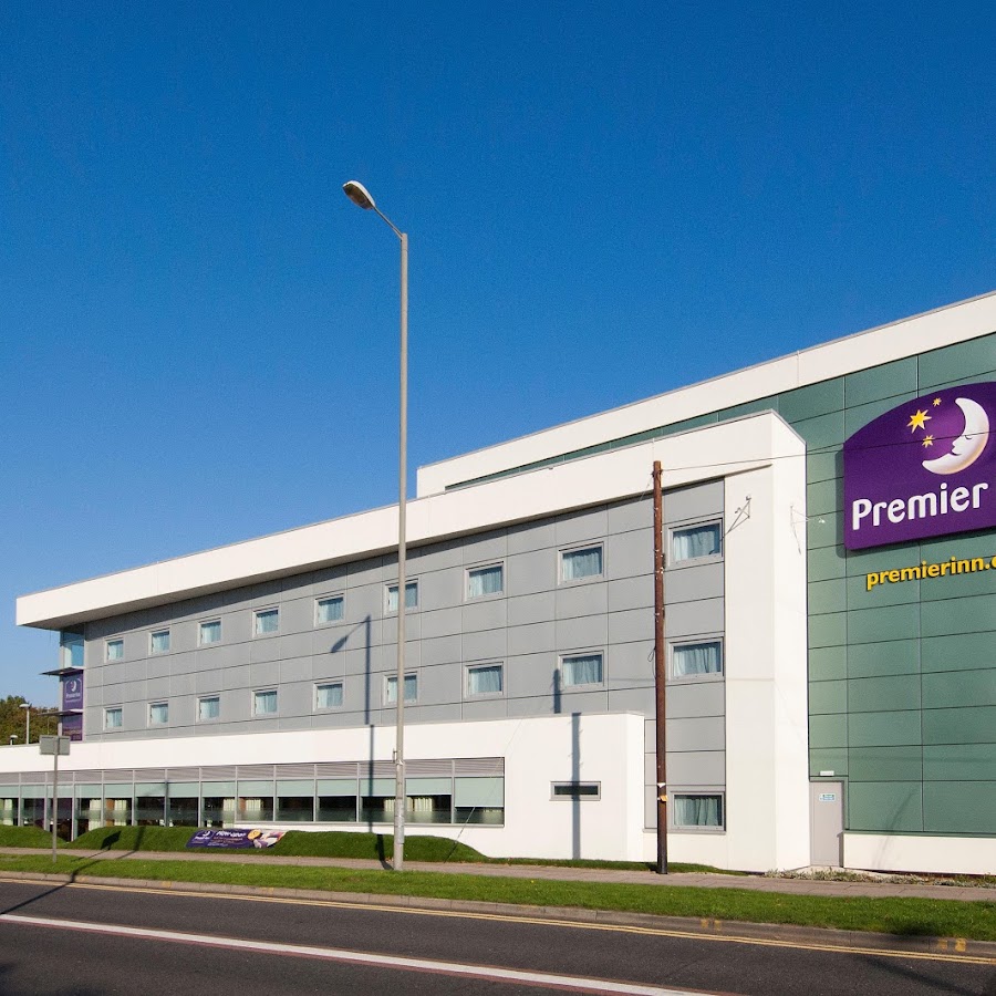 Premier Inn Liverpool John Lennon Airport hotel