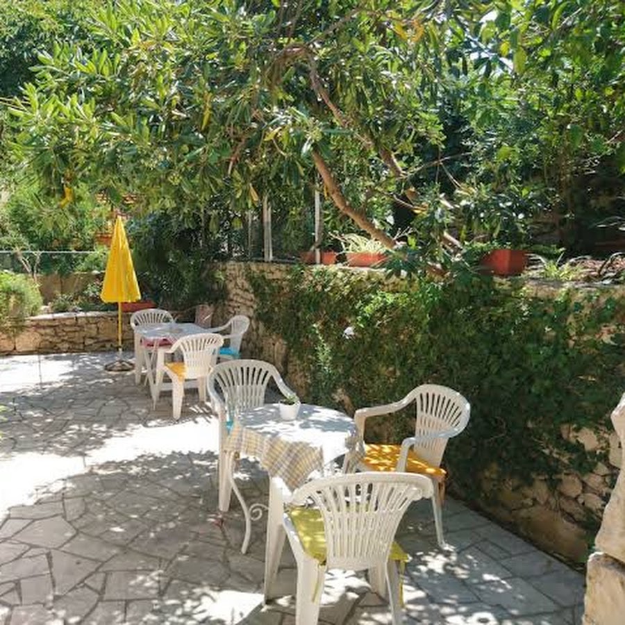 Drvis Blaga Apartments