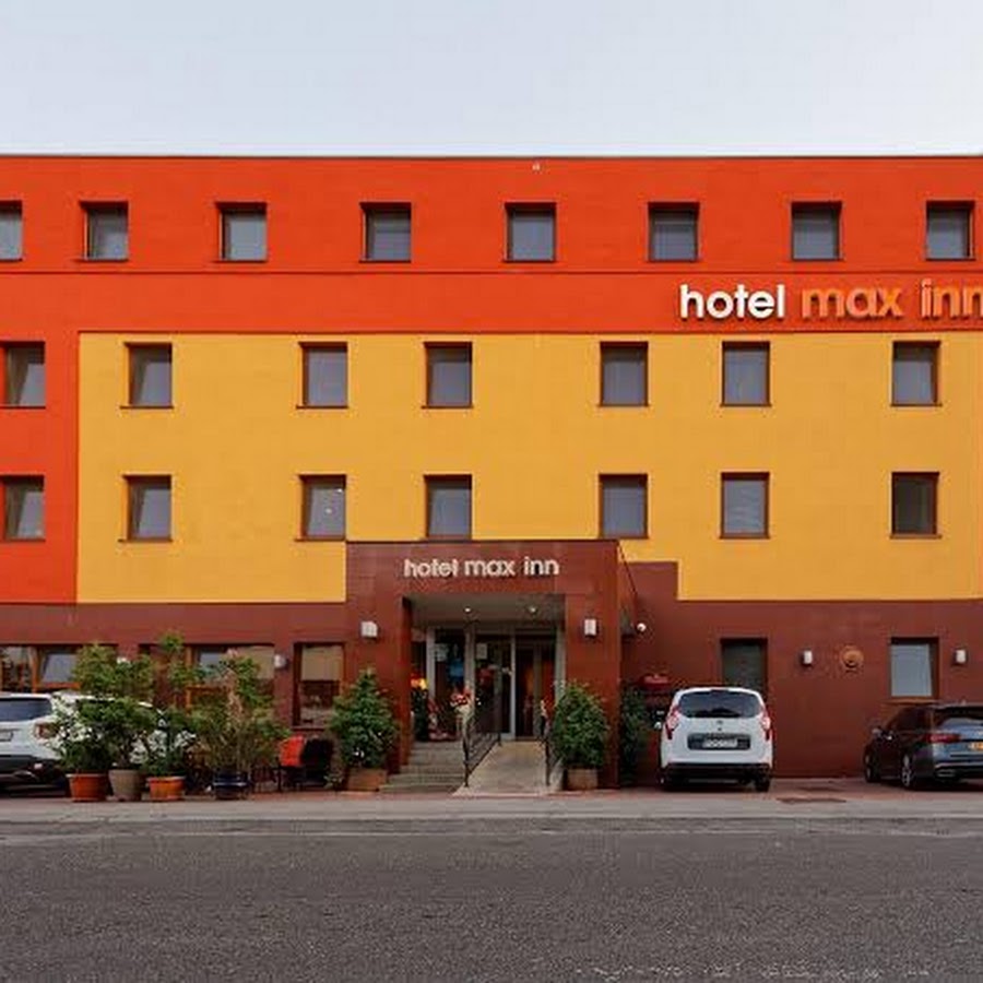 Max Inn Hotel
