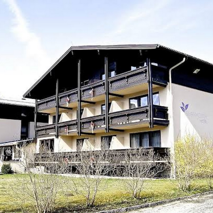 Dahoam by Sarina - Hotel & Suites