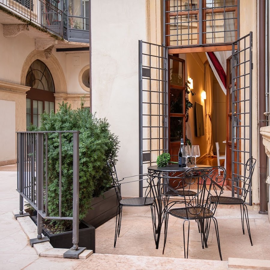 Domus Verona Apartments