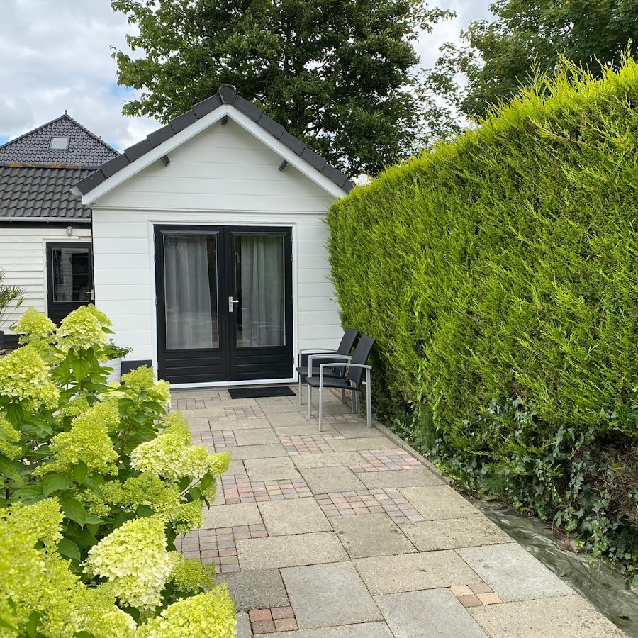 Style Gardenhouse gastenverblijf