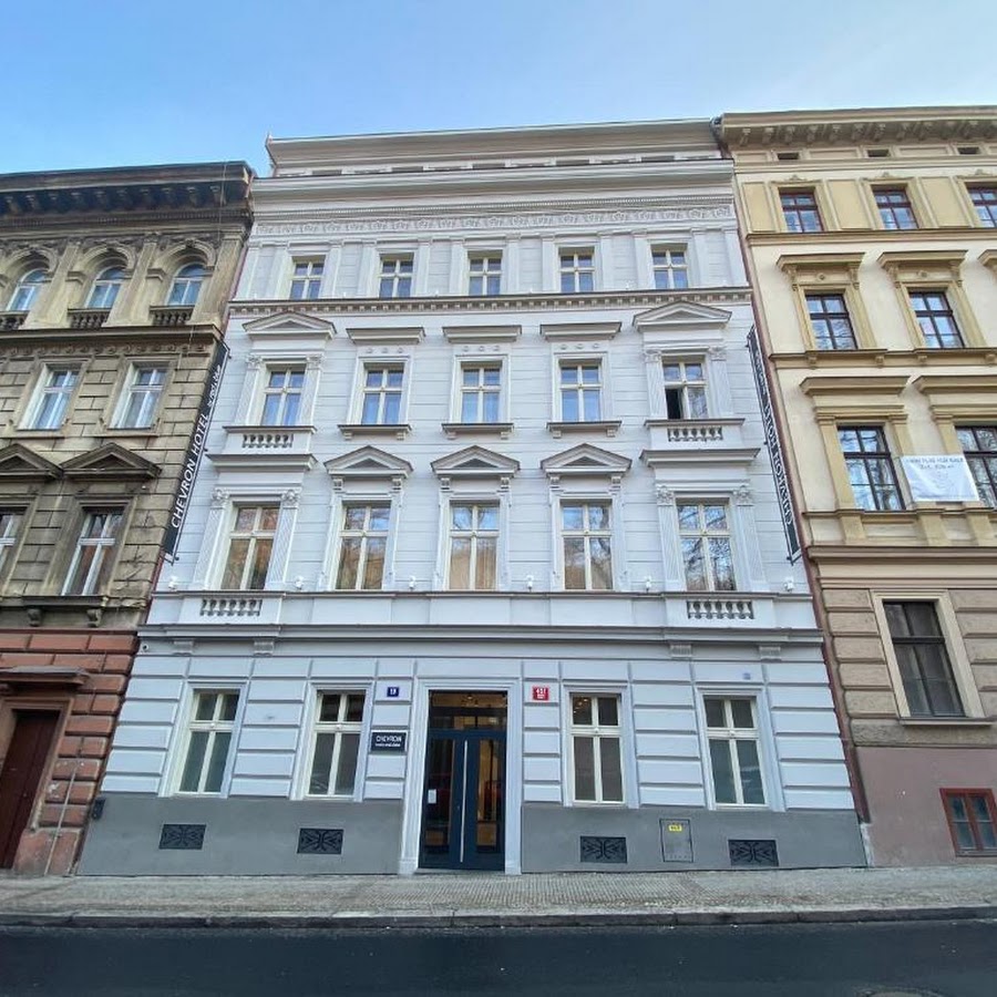 Chevron Design Hotel Prague