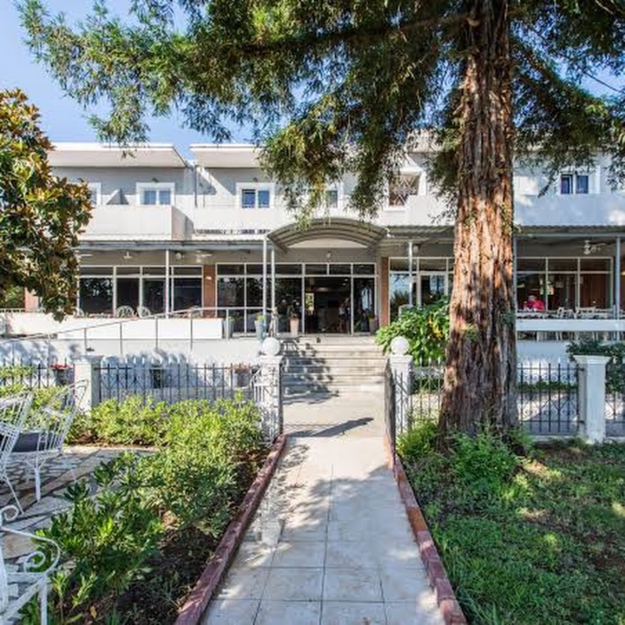 Silver Bay Hotel - Across Hotels & Resorts