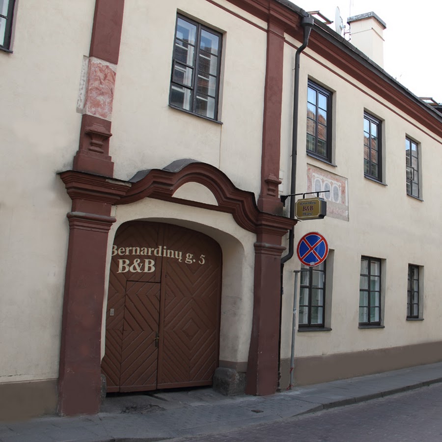 Bernardinu B & B House