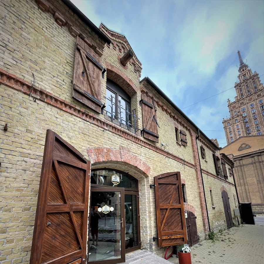 Former Puškina 18k-1