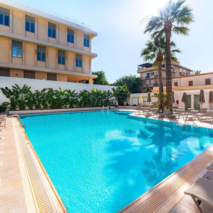 Best Western Plus Hotel Plaza