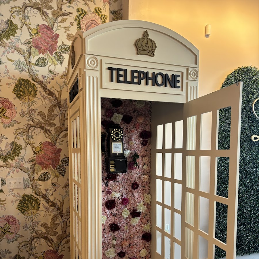 Lily's & Elise Teahouse