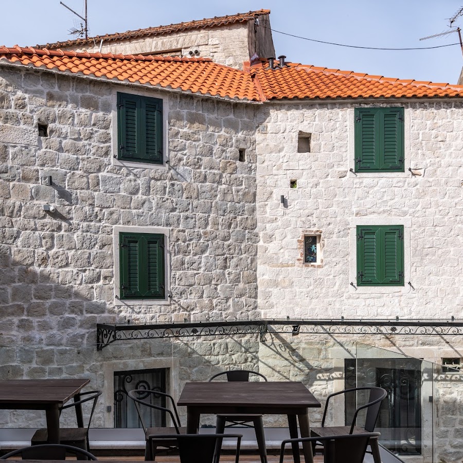 HISTORIC PLAZA VAROS SPLIT, Split