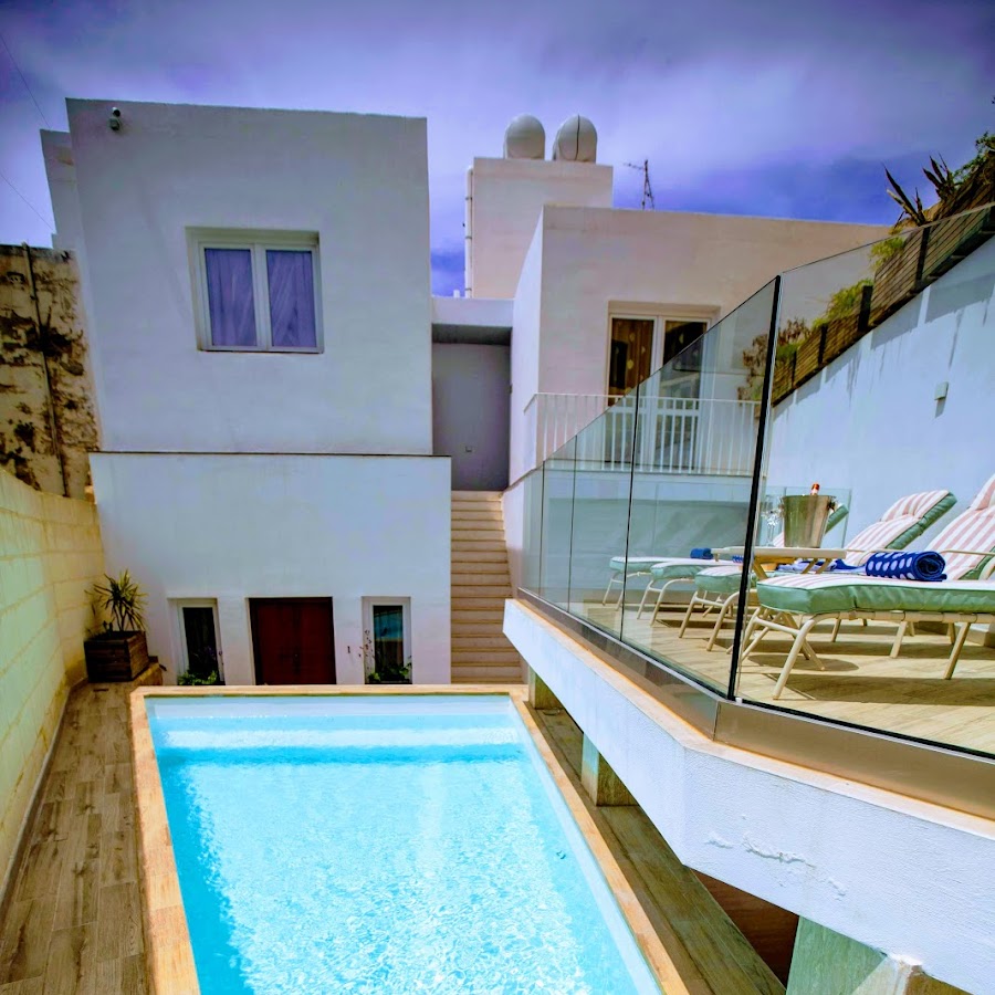 Pjazza Suites Boutique Hotel by CX Collection