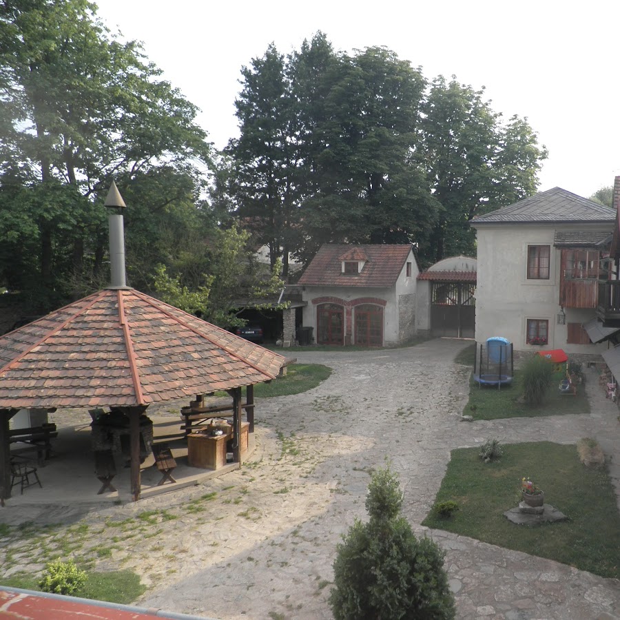 Penzion Statek Bylany