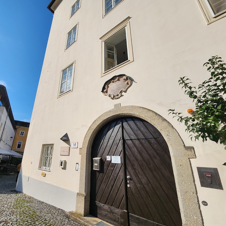 Institut St. Sebastian - Gästehaus und Studentinnenwohnheim