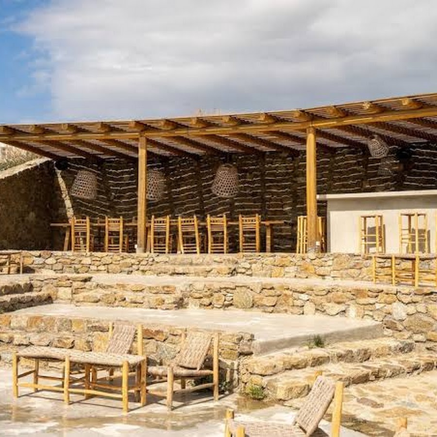 MYKONIAN LEISURE VILLAS & SUITES