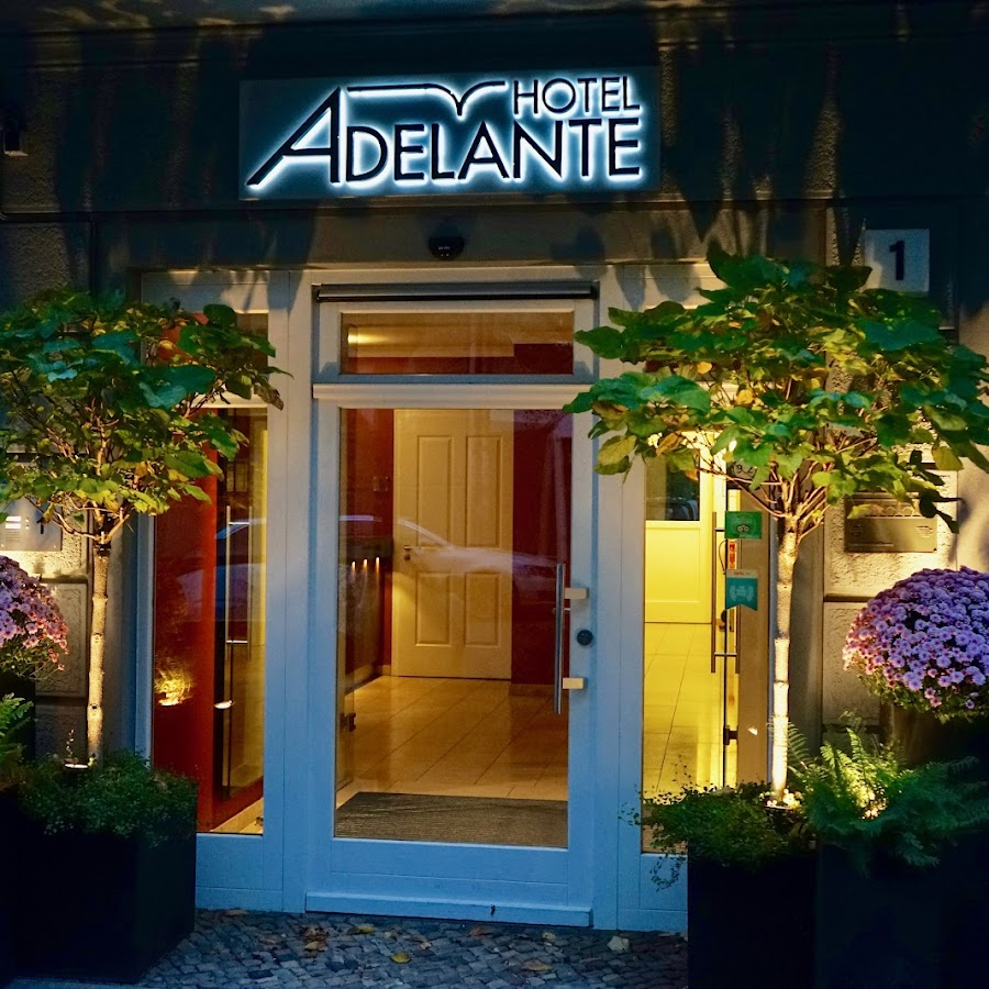 ADELANTE Boutique Hotel
