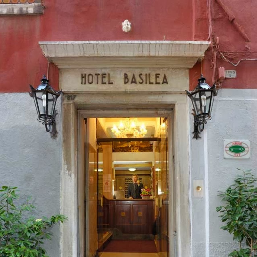 Hotel Basilea