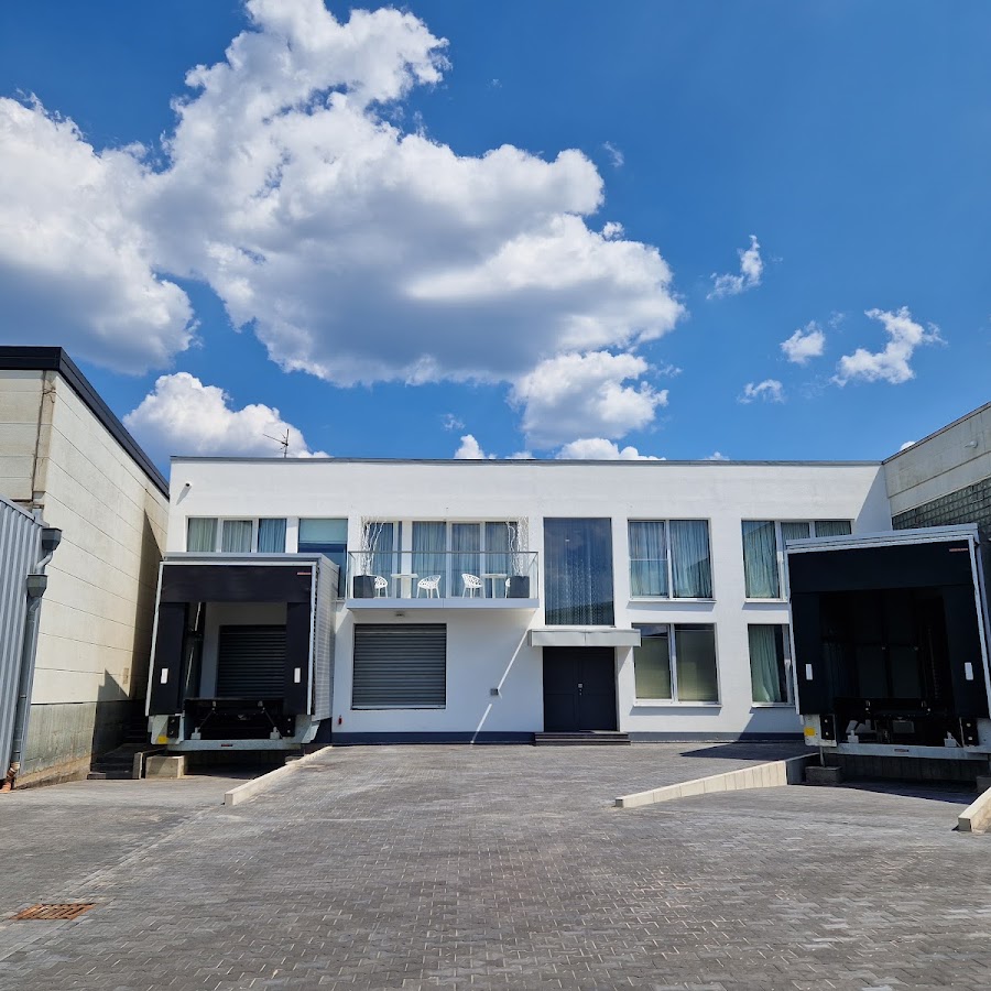 THE Newsha Signature Home