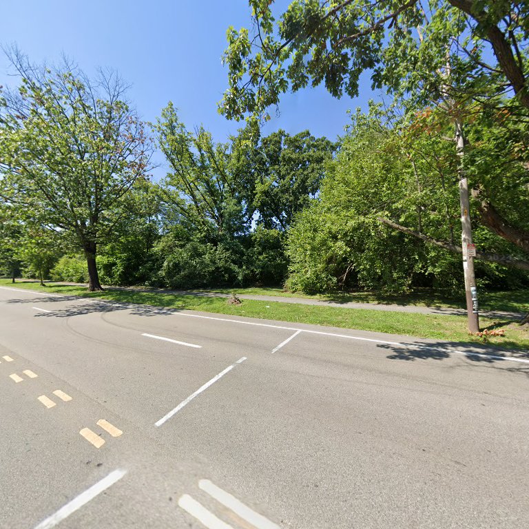 Bus Stop: Centennial Lake, Mann Music Center