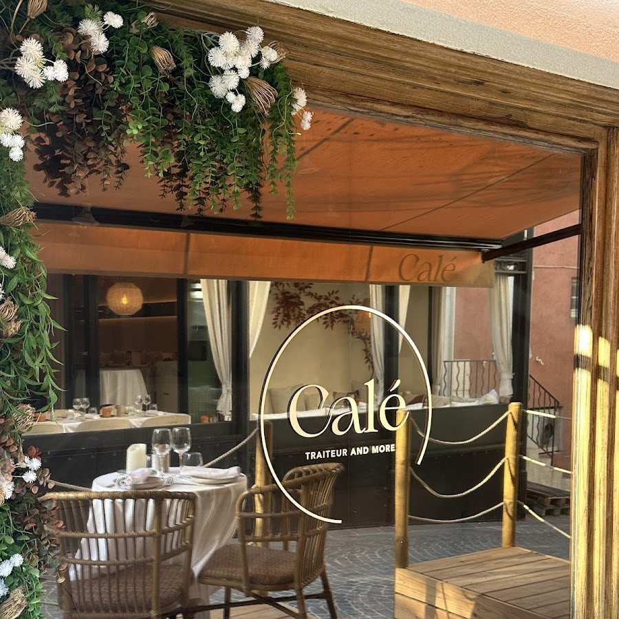 CALÉ
