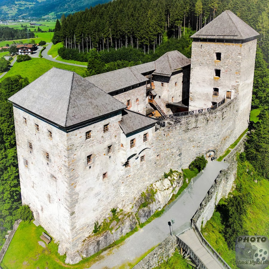 Kaprun Castle