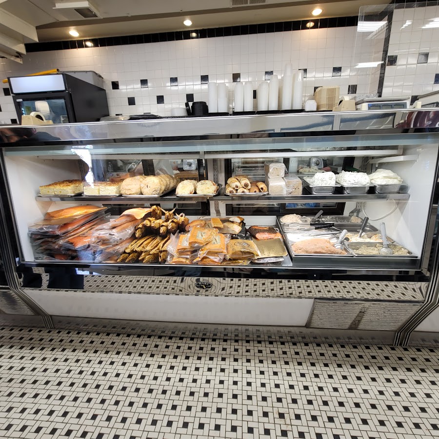 Famous 4th Street Deli