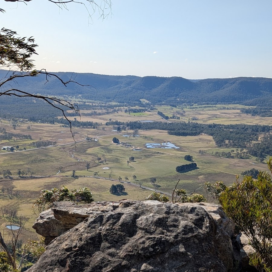 Mount Victoria - Mount York