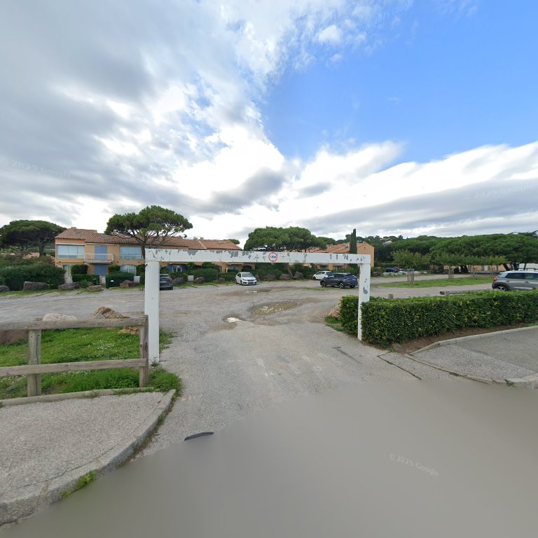 Parking 3 De La Nartelle
