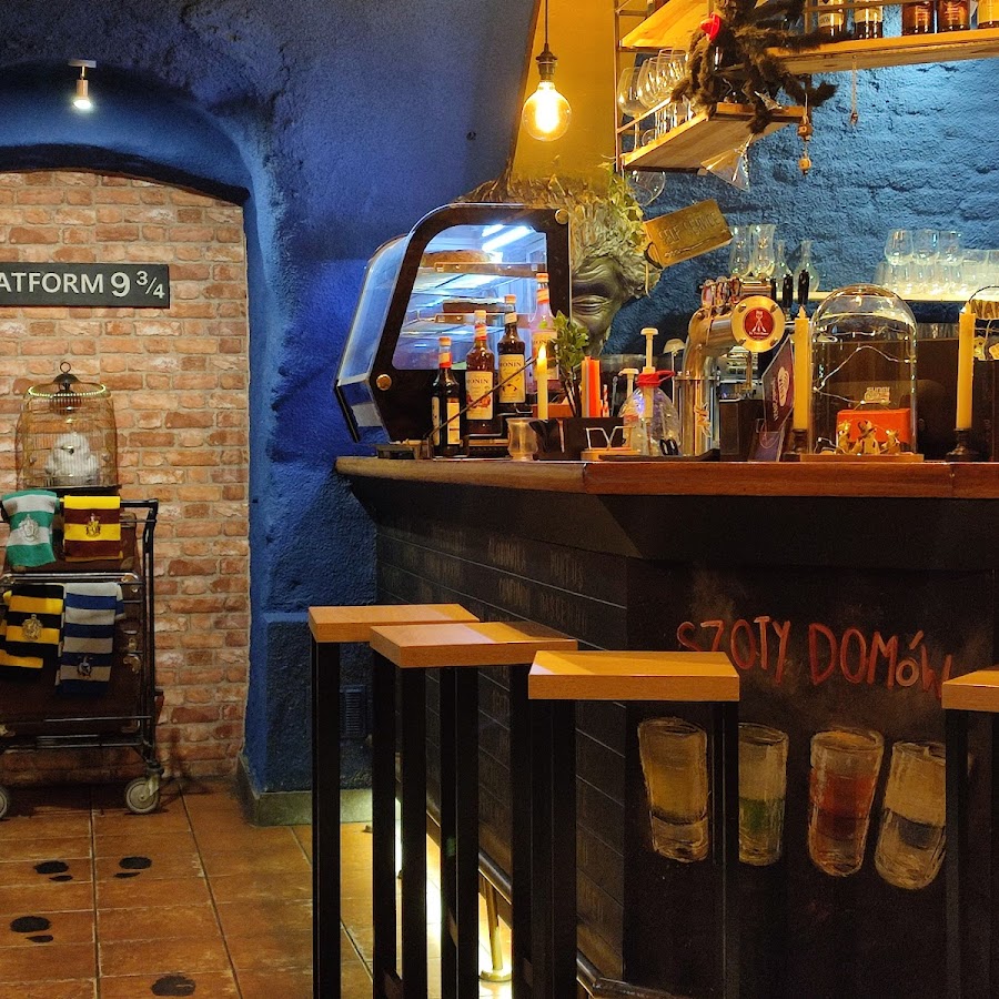 Pub Pod Trzema Miotłami