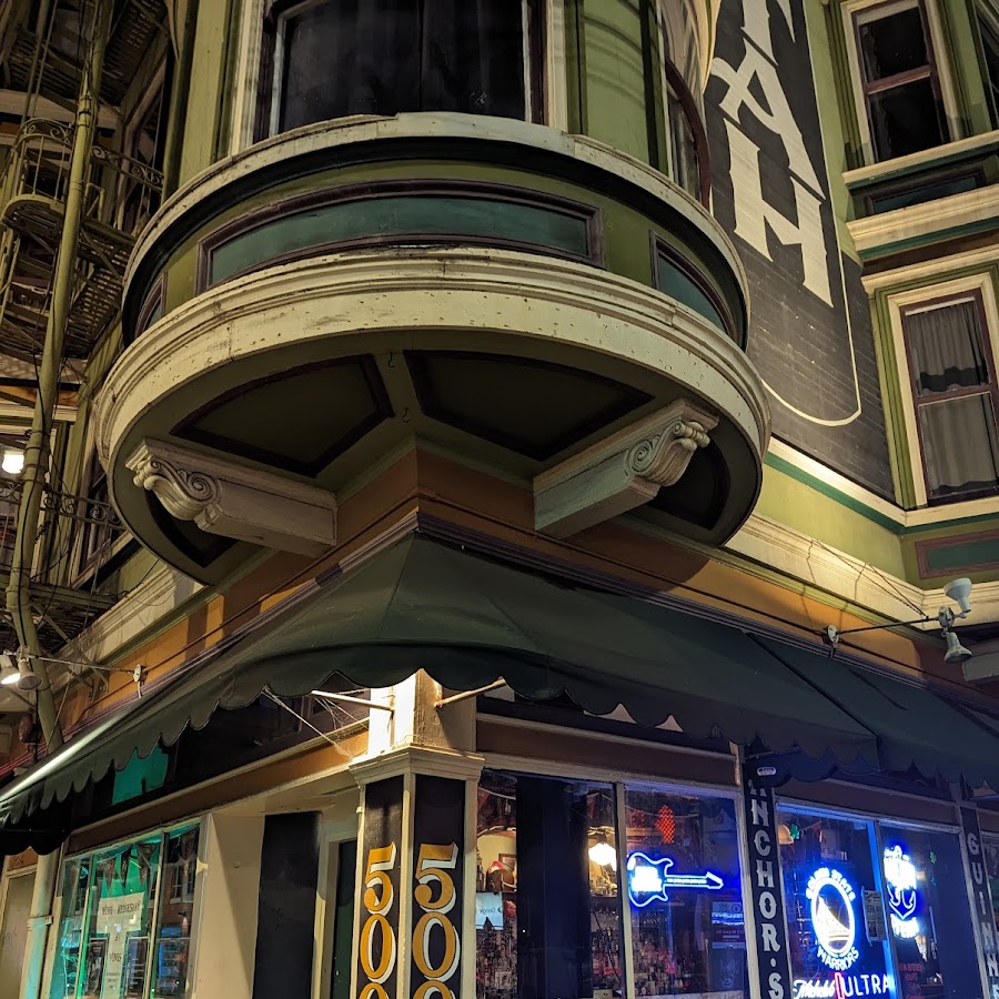 The Hotel Utah Saloon