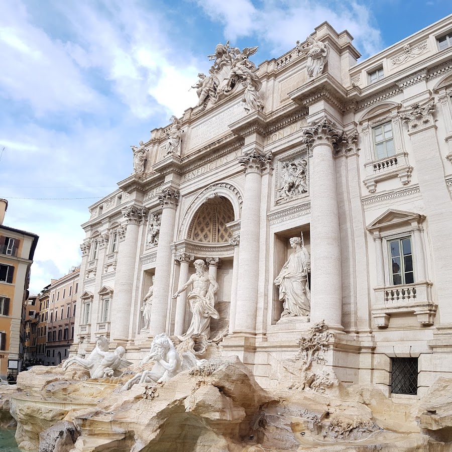 Trevi Fountain