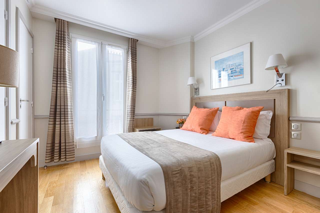 HOTEL APOLLINAIRE