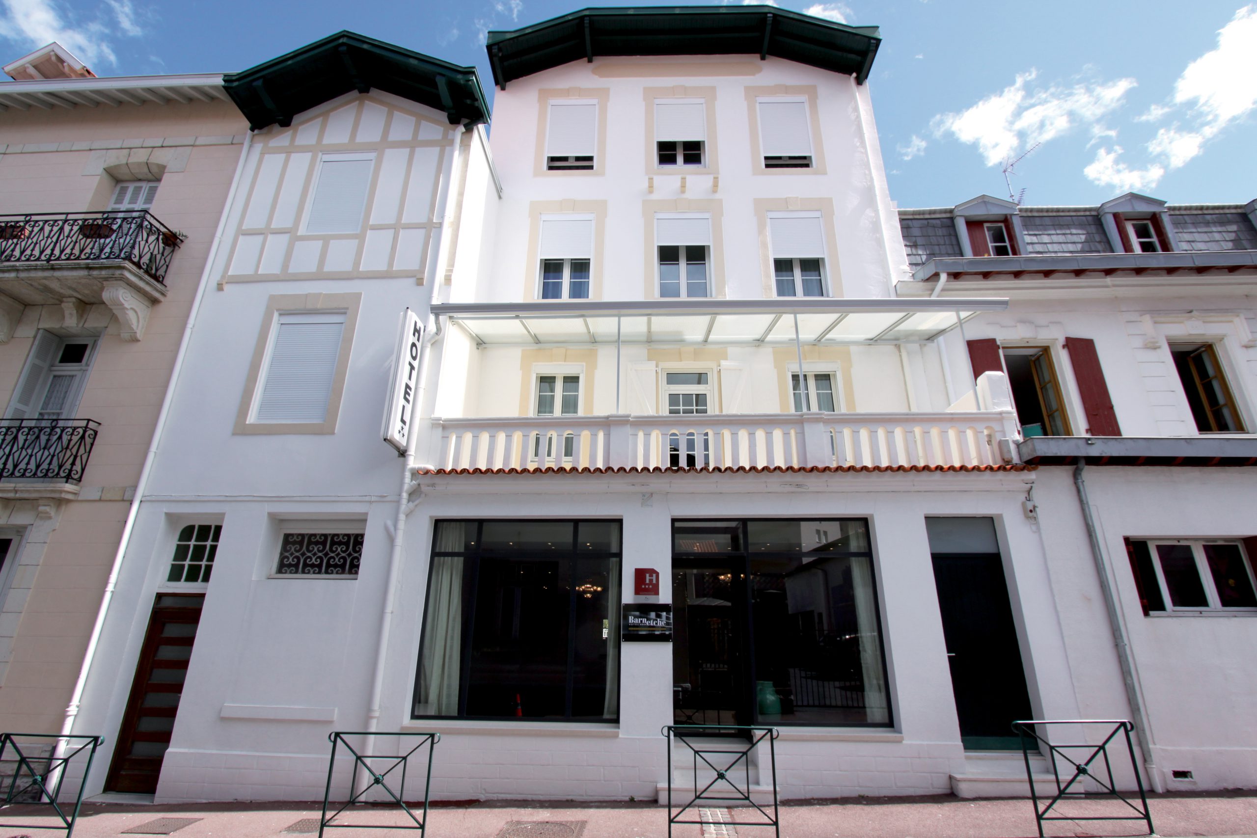 HOTEL BARNETCHE