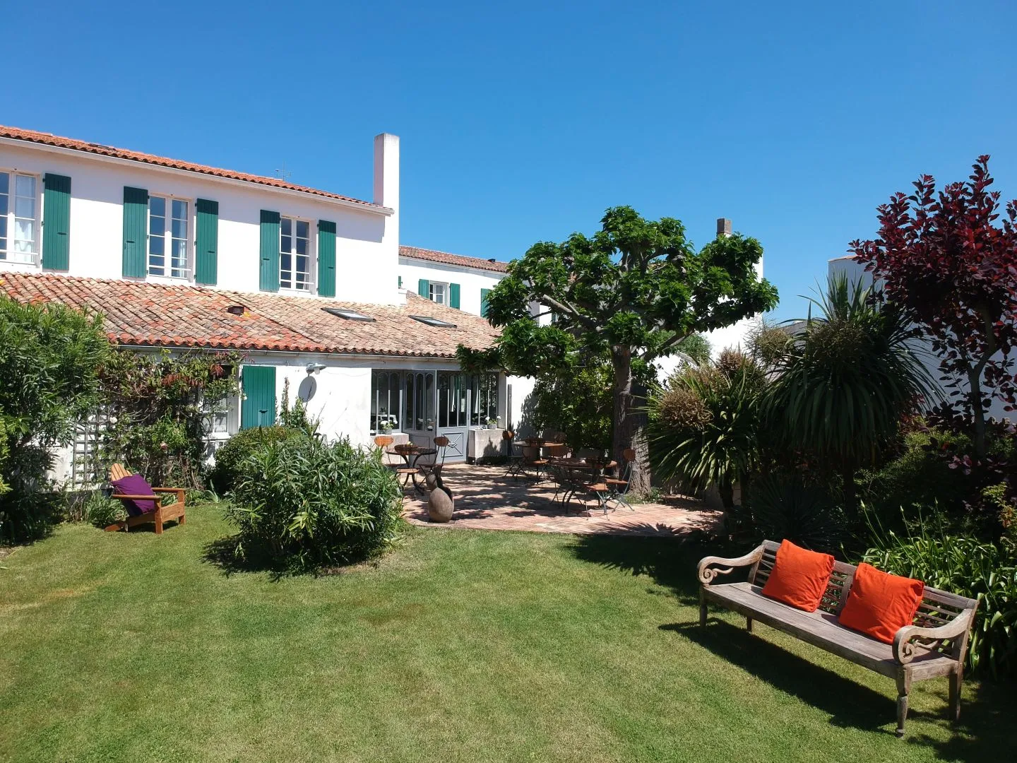 HÔTEL LE CHAT BOTTÉ