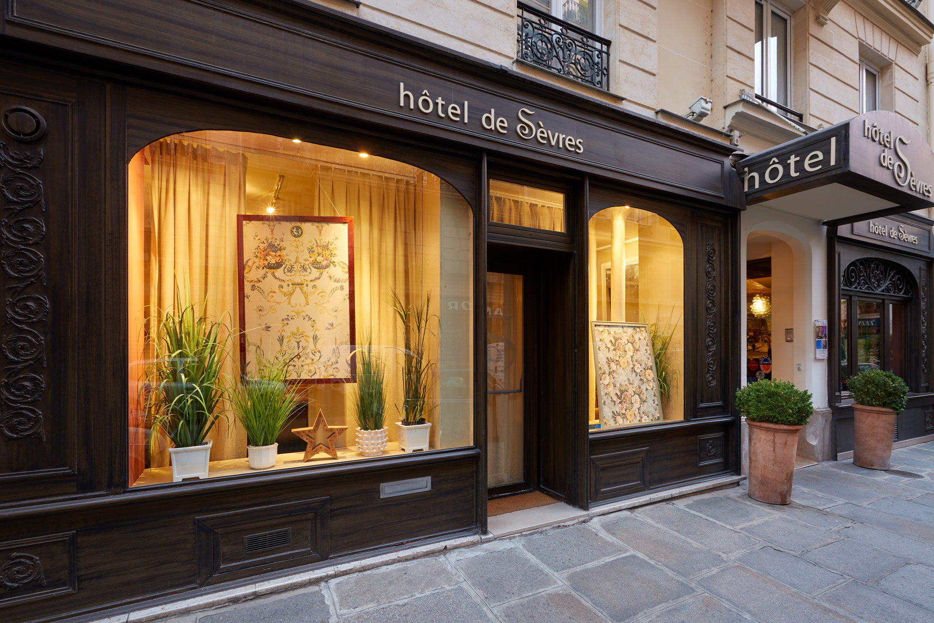 HÔTEL DE SÈVRES