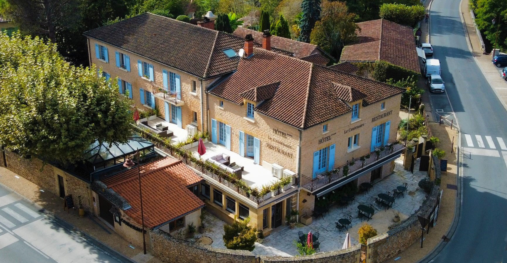 LE CENTENAIRE