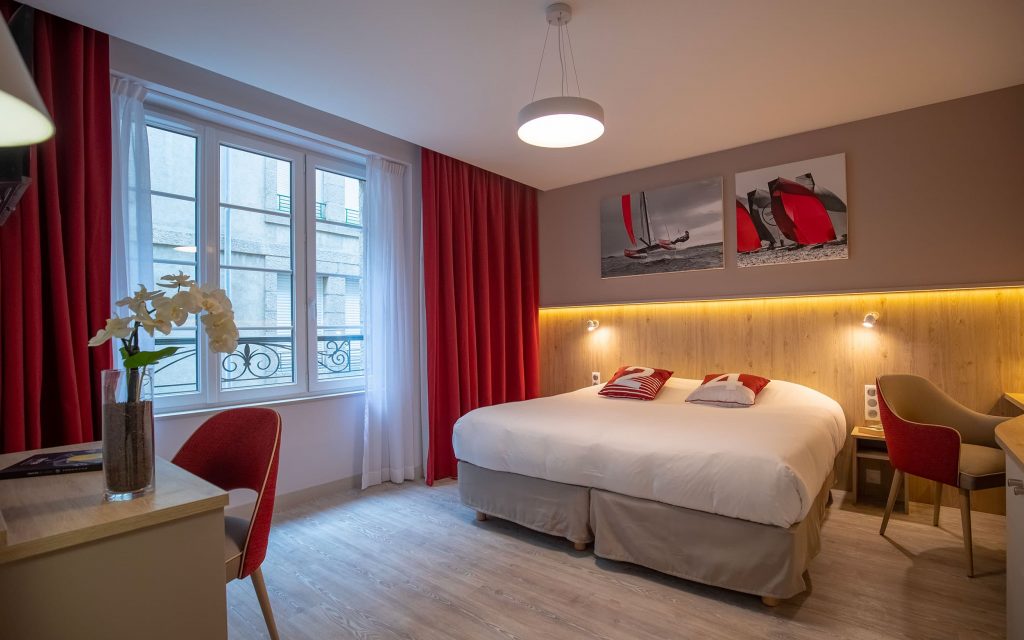 HOTEL DU LOUVRE