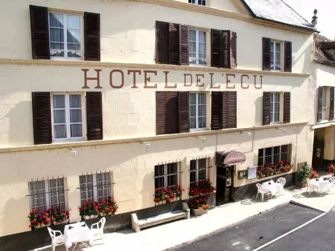 HÔTEL HOLIDAY INN