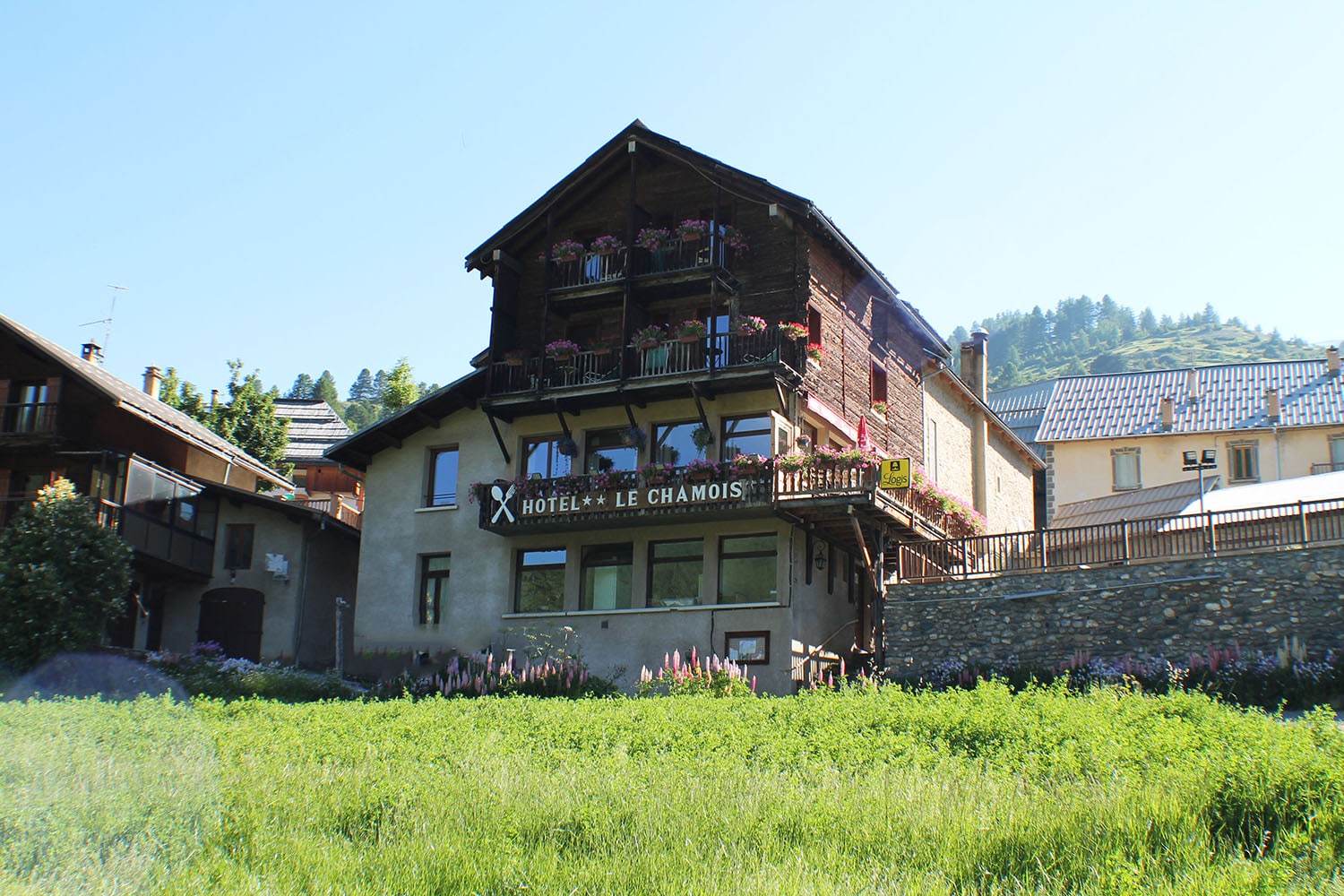 HÔTEL RESTAURANT LE CHAMOIS