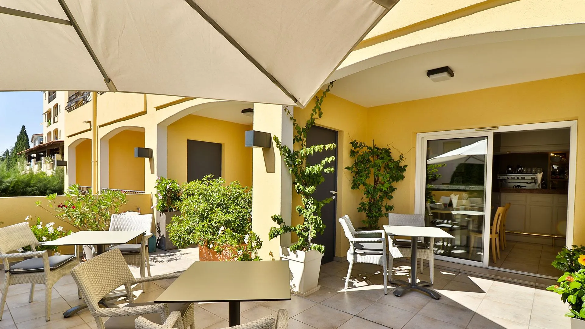 HOTEL LE PETIT PRINCE