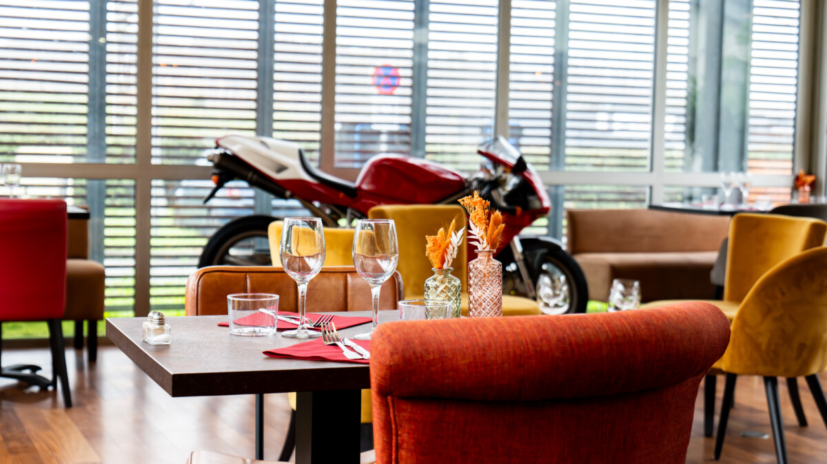 HÔTEL RESTAURANT LES GENÊTS