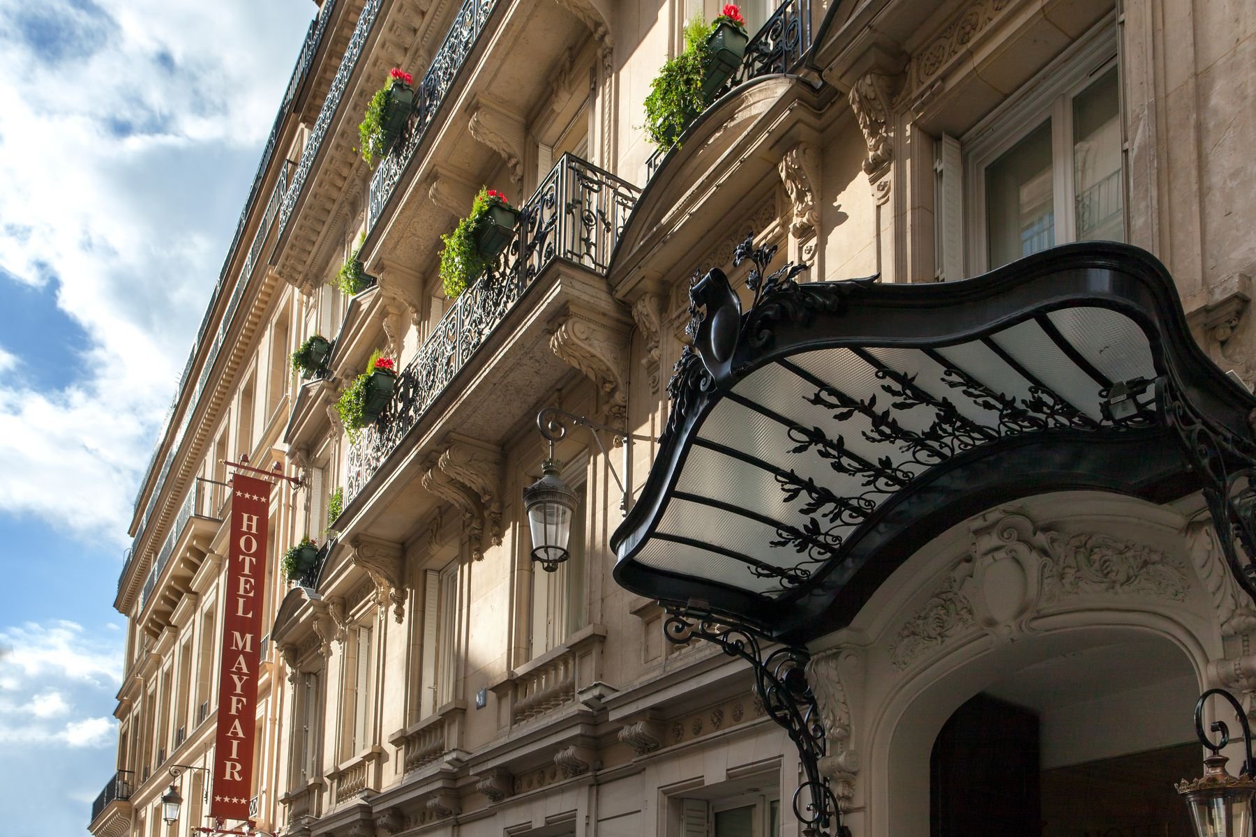 HOTEL MAYFAIR