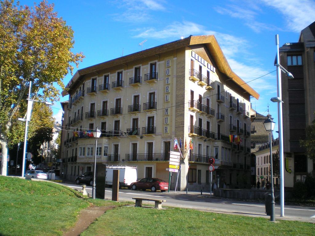 Mur