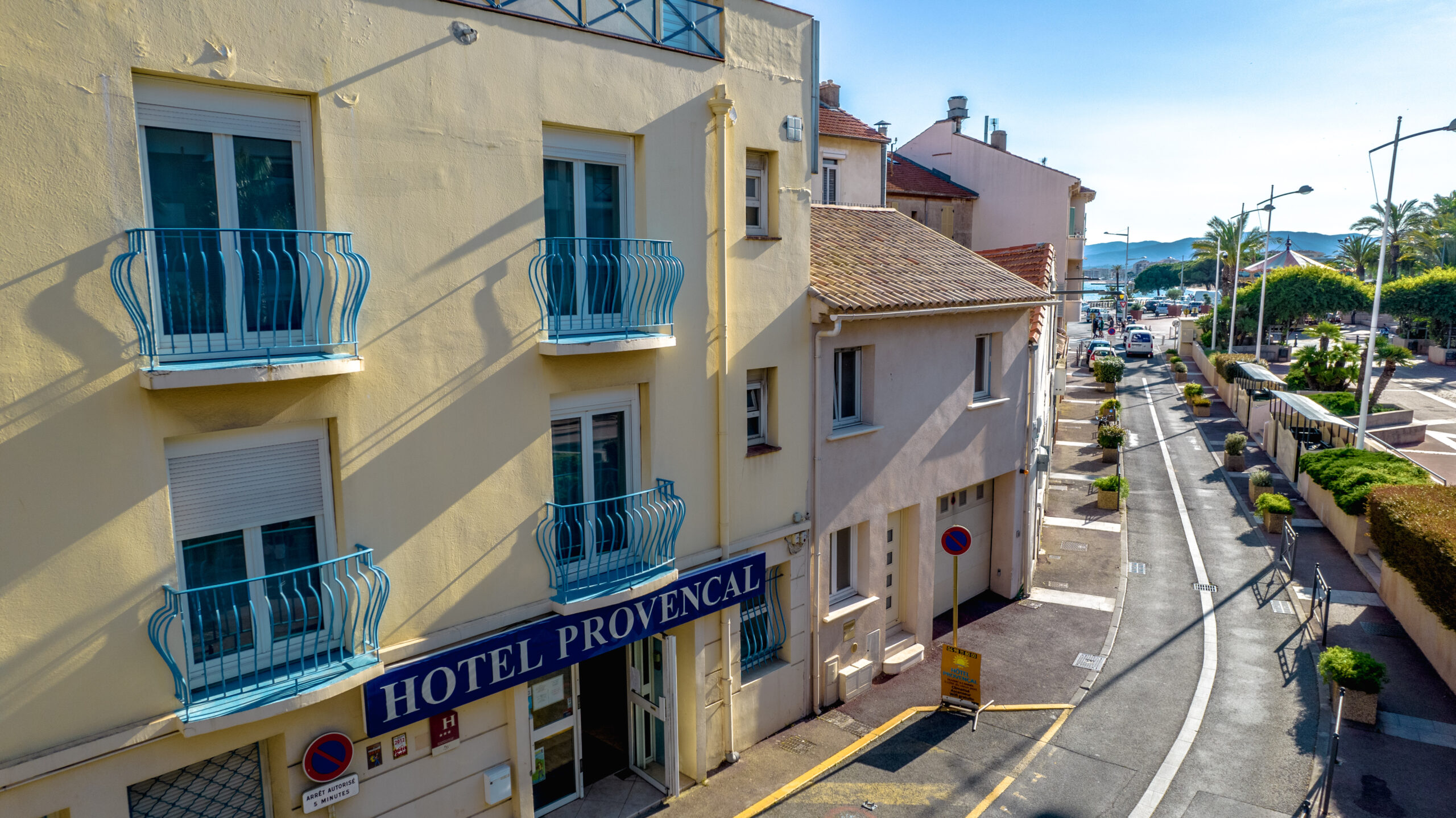 HÔTEL PROVENÇAL
