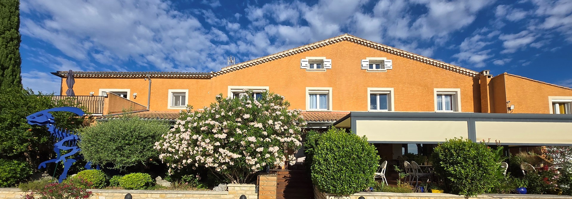 HÔTEL LE SAINT-GENIÈS