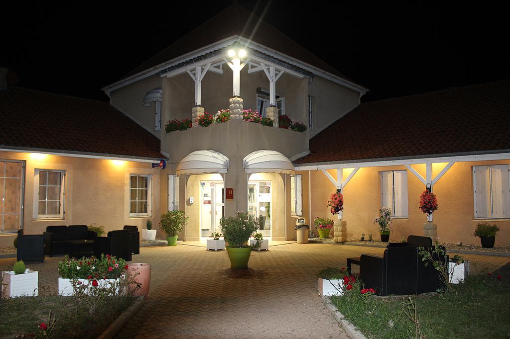 HÔTEL RESTAURANT LES FLEURS