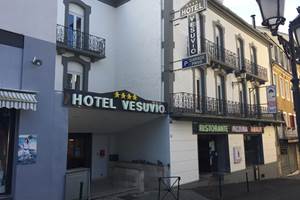 HÔTEL VESUVIO