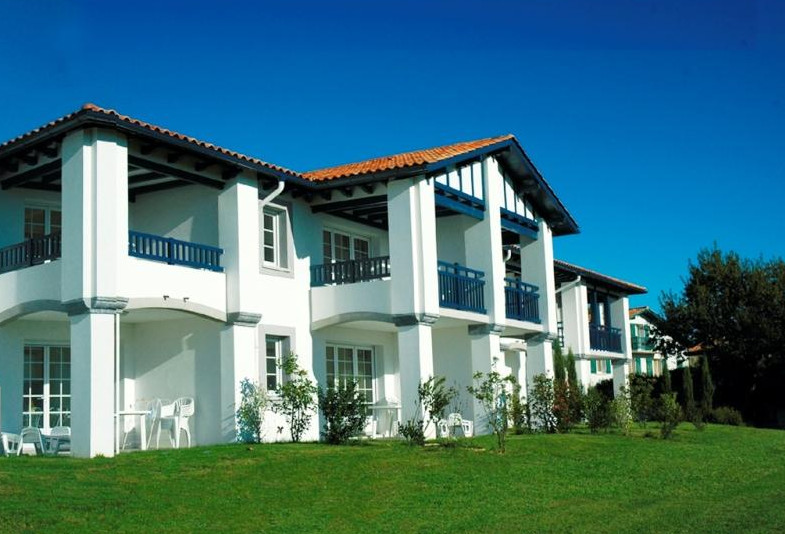 RESIDENCE IZARPEAN